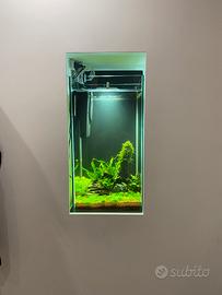 Acquario verticale