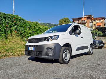 Peugeot Partner 1.5 BlueHDi 100cv PC Premium