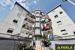 Appartamento di 135 m² con 5 locali e box auto a S