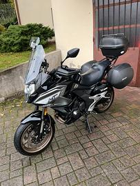 CFMOTO 700 MT stradale