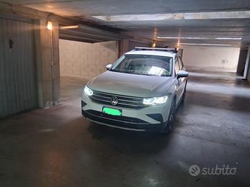 Volkswagen tiguan 2021