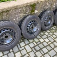 Gomme pneumatici invernali cerchi 185/65 R15 T