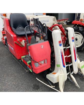 MIETITREBBIA / COMBINE - YANMAR EE 30