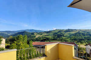 Castagne e funghi, Oltrepo' bilocale arredato