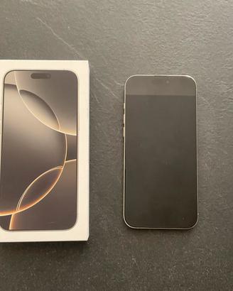 iPhone 16 Pro Max 256GB Titanio Naturale