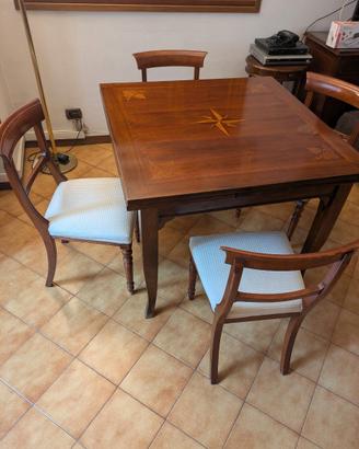 4 Sedie con imbottitura bianca