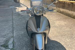 Liberty 150cc scooter