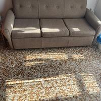 Divano letto tre posti