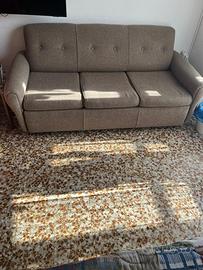 Divano letto tre posti