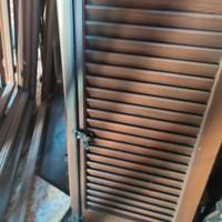 persiane in legno per finestre 