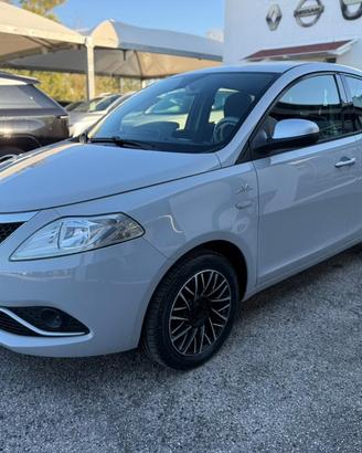 LANCIA Ypsilon 1.3 MJT 95 CV 5p. S&S Platinum
