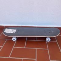 SKATEBOARD CALAVERA 28