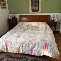 Letto matrimoniale in ciliegio