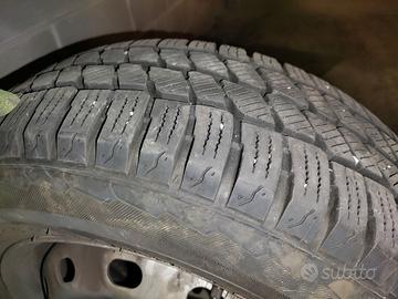 Gomme invernali - GoodRide - 215/65 R16c 109/107R