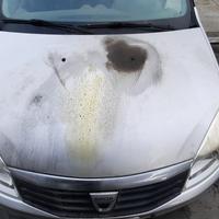 DACIA SANDERO 2009 - COFANO ANTERIORE