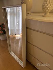 Specchio bianco