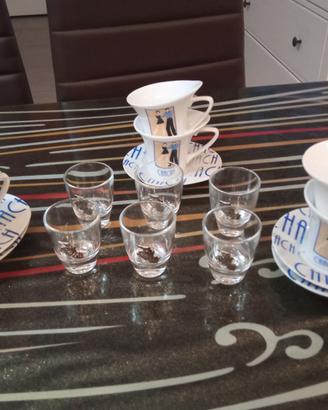 Bicchierini da amaro e tazzine caffè 