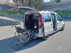 Mercedes-benz Vaneo Pianale ribassato con rampa di