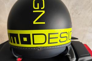 Casco momo design taglia M