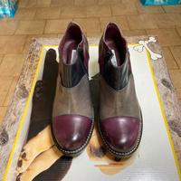 Stivaletti in pelle con tacco largo Donna Più