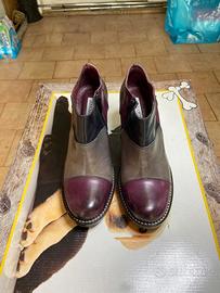 Stivaletti in pelle con tacco largo Donna Più