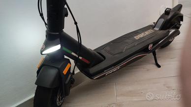 Monopattino Ducati PRO-III Advanced