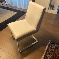 Sedia a sbalzo in ecopelle