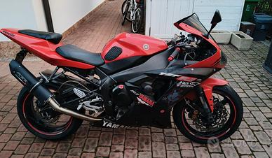 Yamaha YZF R1 - 2002