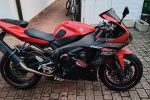 Yamaha YZF R1 - 2002