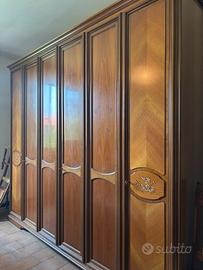 Camera da letto in legno massello noce