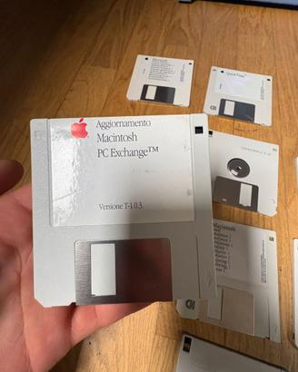 Lotto 26 floppy disk originali Apple Macintosh vin