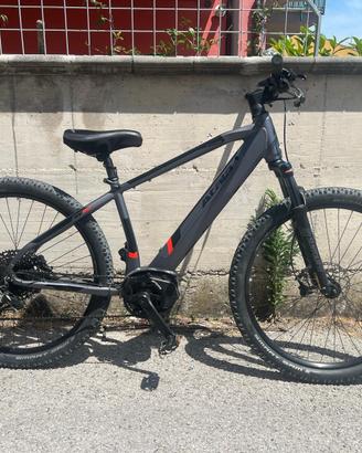 Atala B-Cross