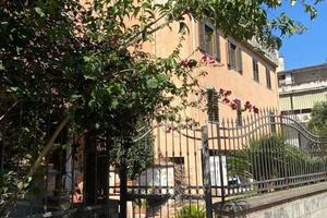 Villa di 225 m² con 5 locali e box auto doppio a S