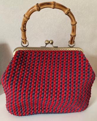 Borsa all’uncinetto, manico bambù, clic-clac