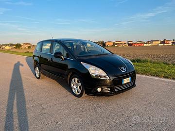 Peugeot 5008 2.0 Diesel anno 2012 Euro 5B