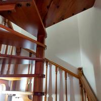 SCALA A CHIOCCIOLA IN LEGNO