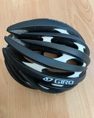 Casco GIRO