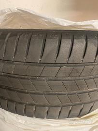 Gomme estive 215/45 r17 w 91