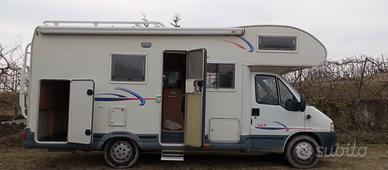 Camper mansardato 6 posti CHALLENGER