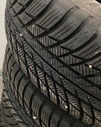 Pneumatici invernali bridgestone 205 60 16