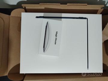 Macbook M2 8/256Gb Mezzanotte