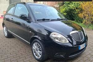 Lancia Ypsilon 1.2 Argento