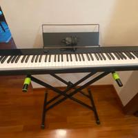 Tastiera Casio PX-S1100 con supporto Gravity
