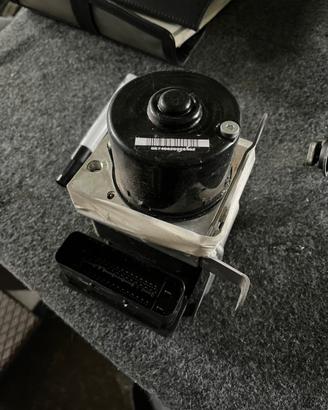 Blocco abs Bmw serie 1 E87 2.0 diesel 204D4 2007