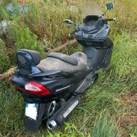 Suzuki burgman 400