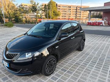 Lancia Ypsilon 2022 Hybrid  gold