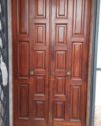  Portone in legno