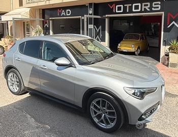 Alfa Romeo Stelvio 2.2 Turbodiesel 190 CV AT8 RWD 