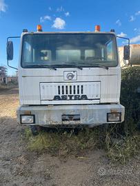 Autobetoniera Astra 9 mc