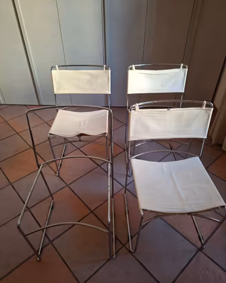 Sedie DELFINA di Enzo Mari